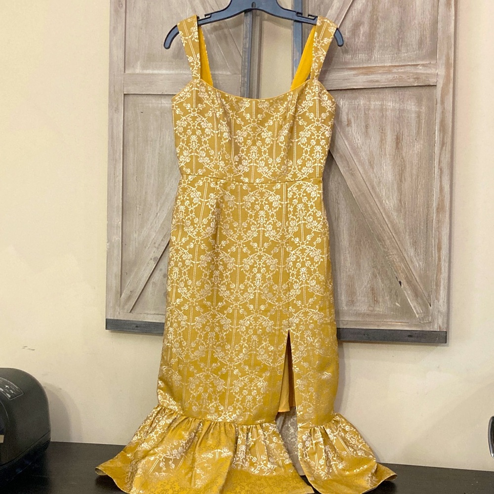 SACHIN -BABI Gold Floral Dress
SIZE 4
WOMENS - Picture 5 of 15